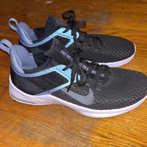 Nike gym shoes
